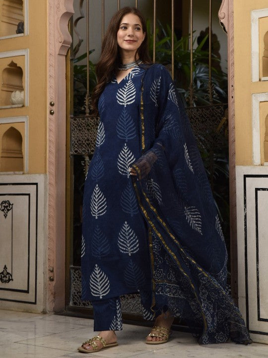 DIMPLE DESIGN STUDIO Ethnic Motifs Printed Pure Cotton Kurta with Pyjamas & Dupatta