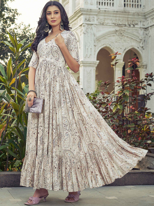 CHANSI Floral Printed Pleated Flared Maxi Dress