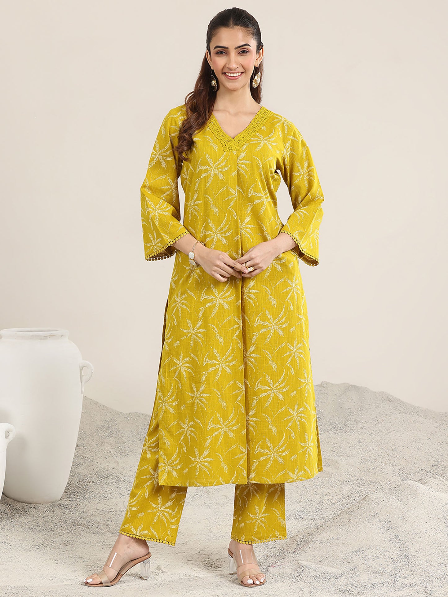 Women Yellow Floral Co-ord (Set of 2)