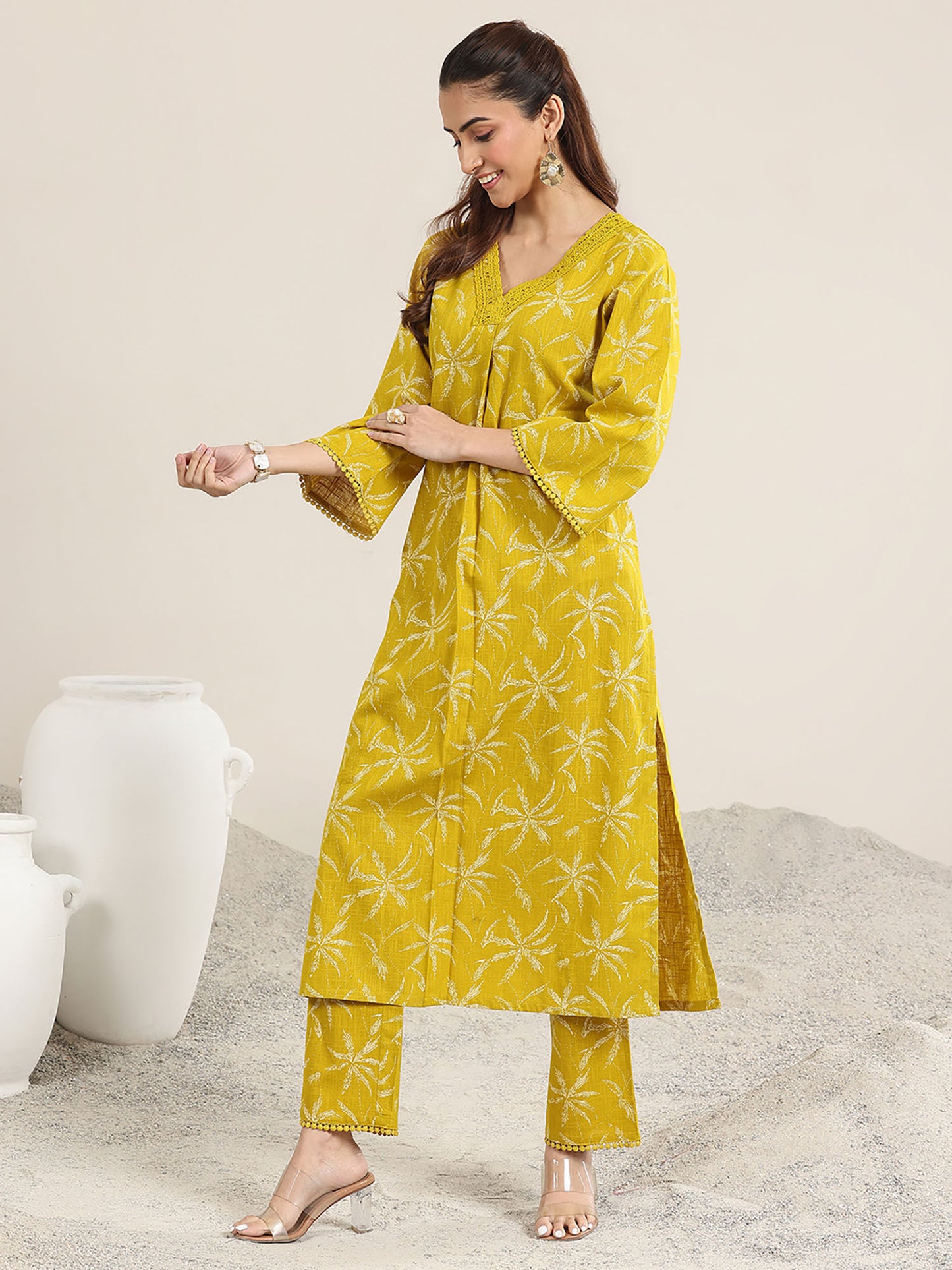 Women Yellow Floral Co-ord (Set of 2)