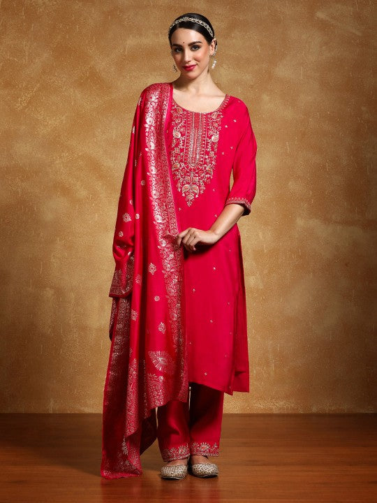 Varanga Women Floral Embroidered Regular Kurta
