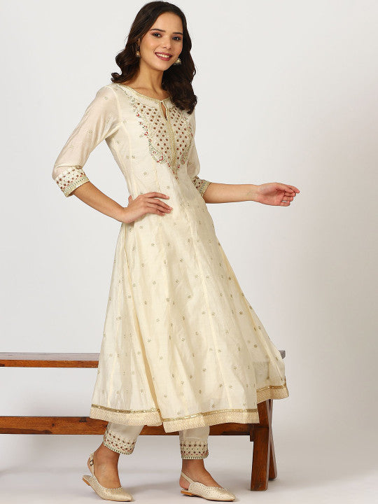 W Off White Floral Embroidered Keyhole Neck Regular Kurta With Trouser With Dupatta