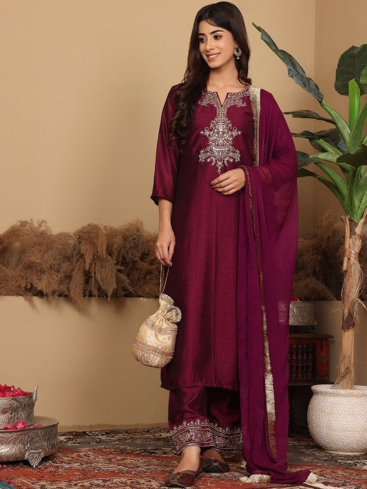 House of Pataudi Women Solid Embroidered Zari Kurta