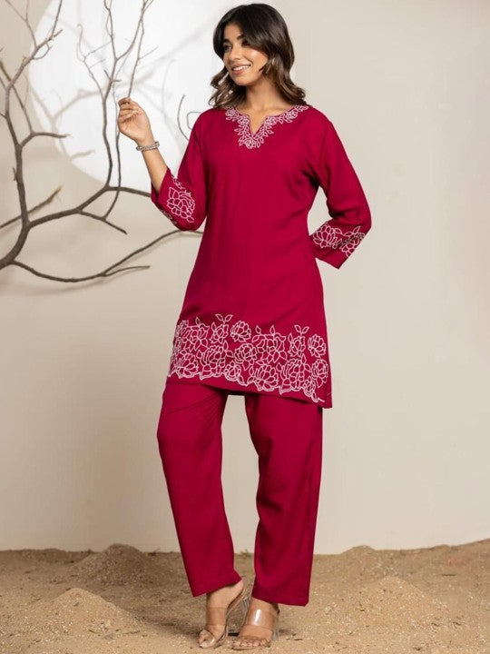 Advya Floral Embroidered Notch Neck Tunic & Trouser