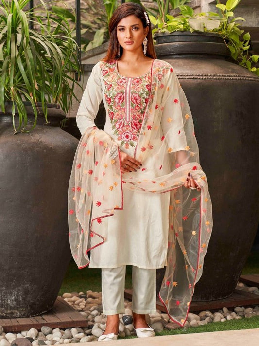 Storebrite Floral Embroidered Round Neck Straight Kurta With Trousers & Dupatta