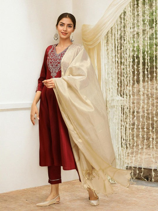 W Festive Solid Rayon Kurta With Slim Pant & Dupatta