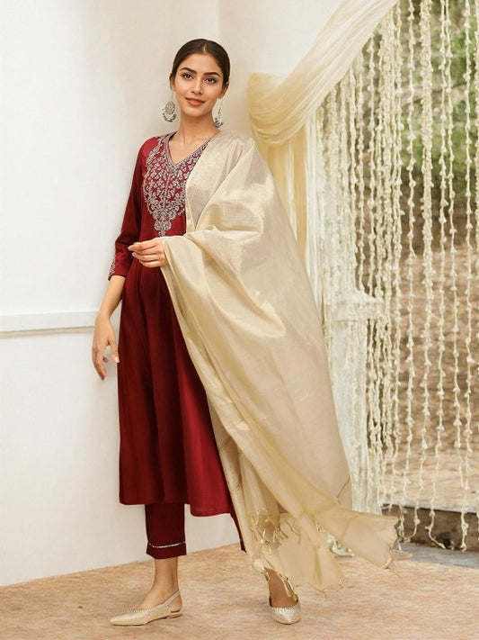 W Festive Solid Rayon Kurta With Slim Pant & Dupatta