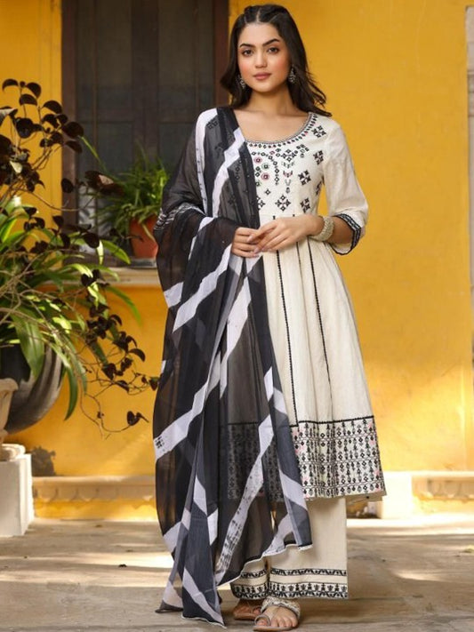 Aralia Women Floral Embroidered Thread Work Pure Cotton Kurta with Trousers & With Dupatta