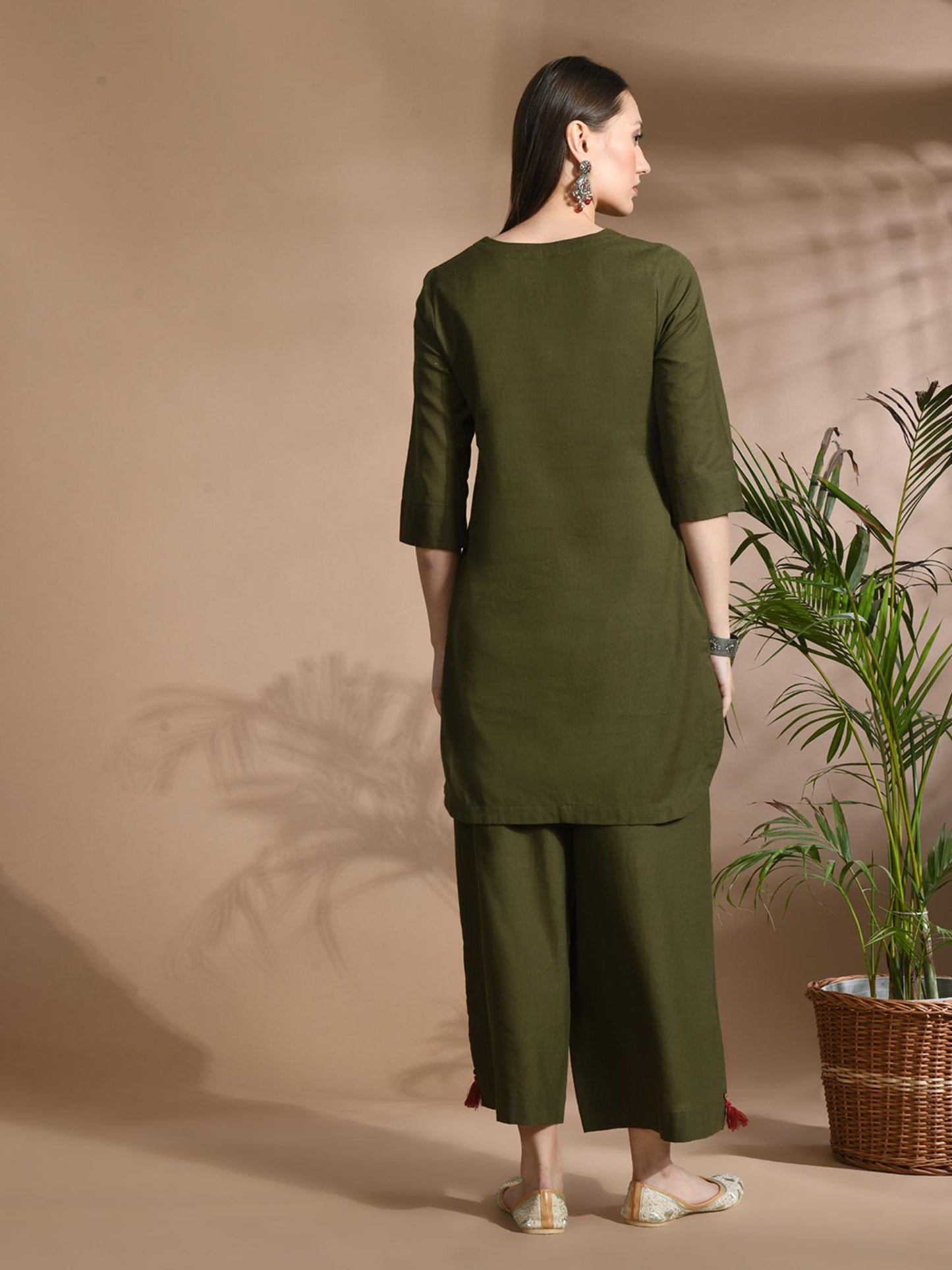 Cotton Solid/ Plain with Neckline Embroidered &amp; Beaded Green Co-Ord (Set of 2)