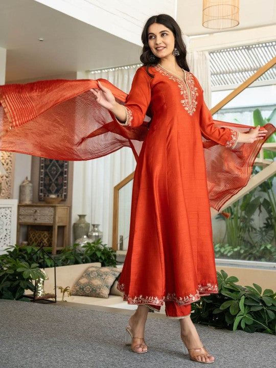 ANUSHEET Yoke Design Embroidered V-Neck Anarkali Pure Silk Kurta