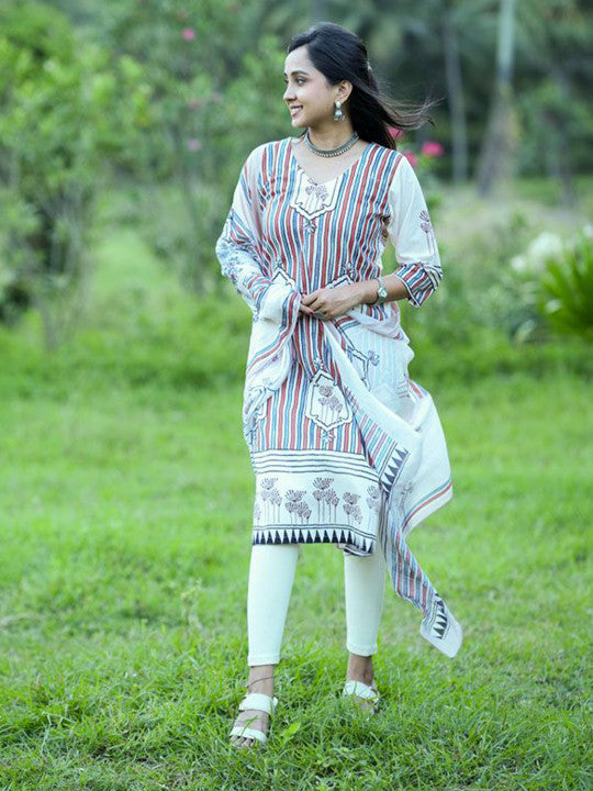 Eilaa Women Printed Regular Pure Cotton Kurta With Dupatta