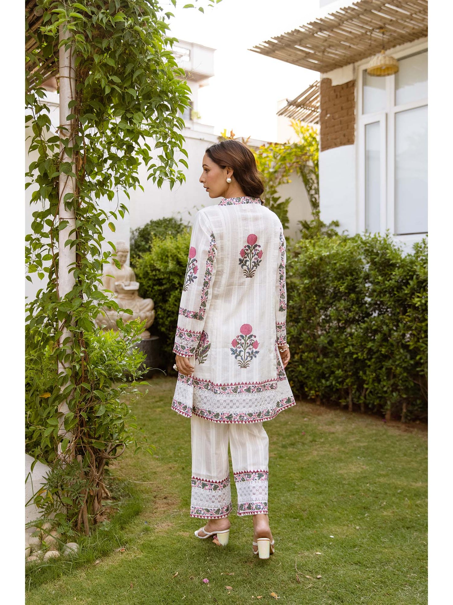 Bagh Cream Twin Co-Ord (Set of 2)