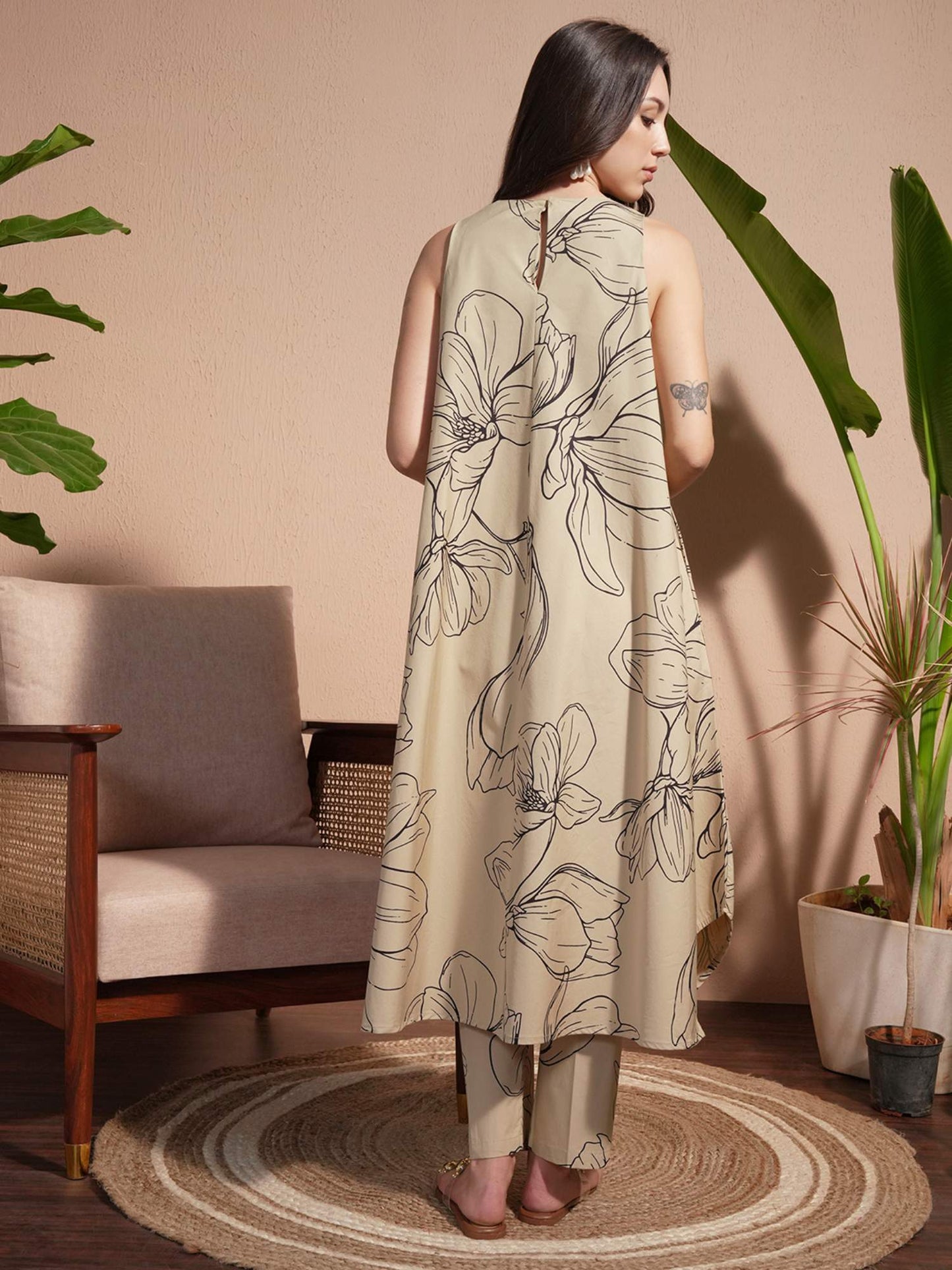 Women Beige Floral Co-ord (Set of 2)