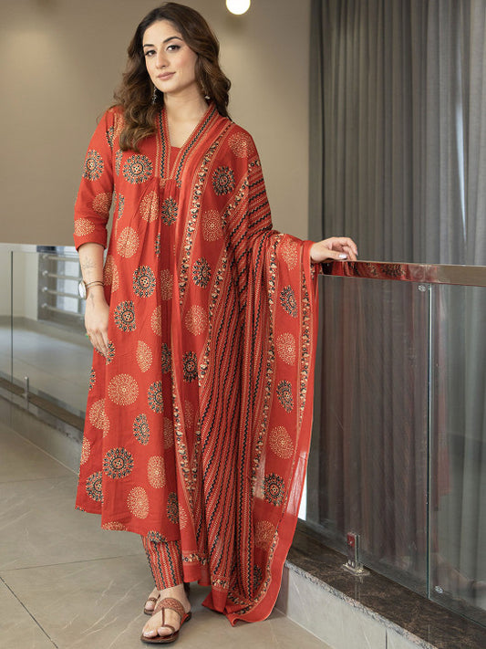 Arayna Floral Printed V-Neck Pure Cotton A-Line Kurta With Trouser & Dupatta