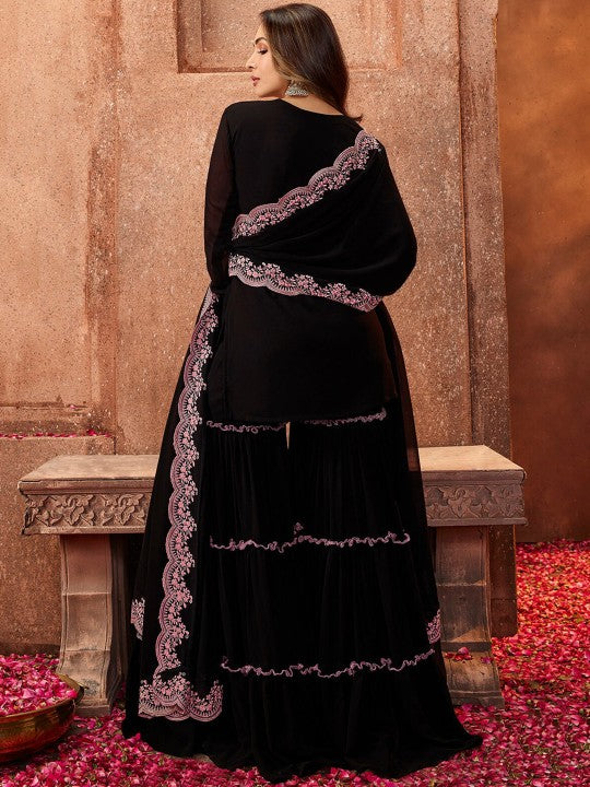 Inddus Women Black Ethnic Motifs Thread Work Kurta