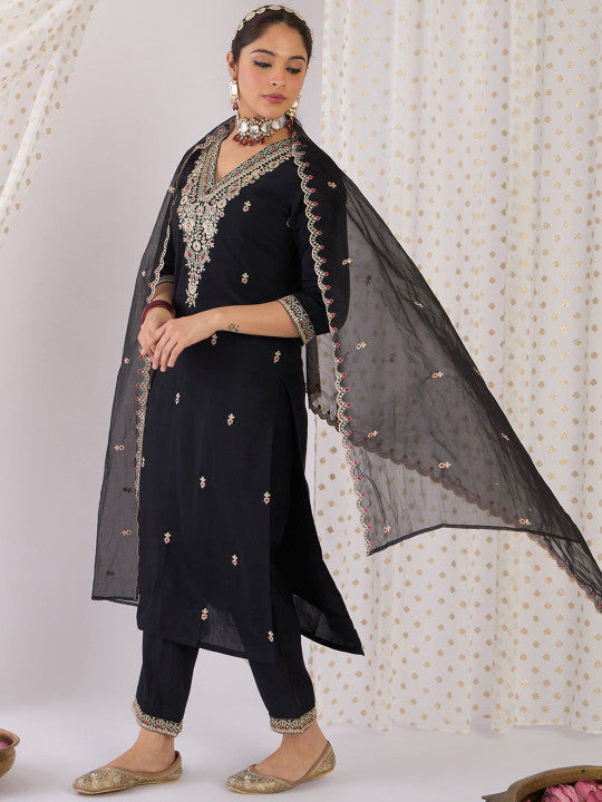 Indo Era Floral Embroidered V-Neck Zari Straight Kurta With Trouser And Dupatta