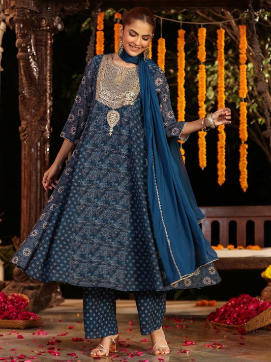 Janasya Women Floral Printed Panelled Sequinned Kurta