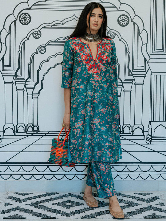GulaboJaipur Floral Printed V-Neck Thread Work Straight Kurta with Trousers
