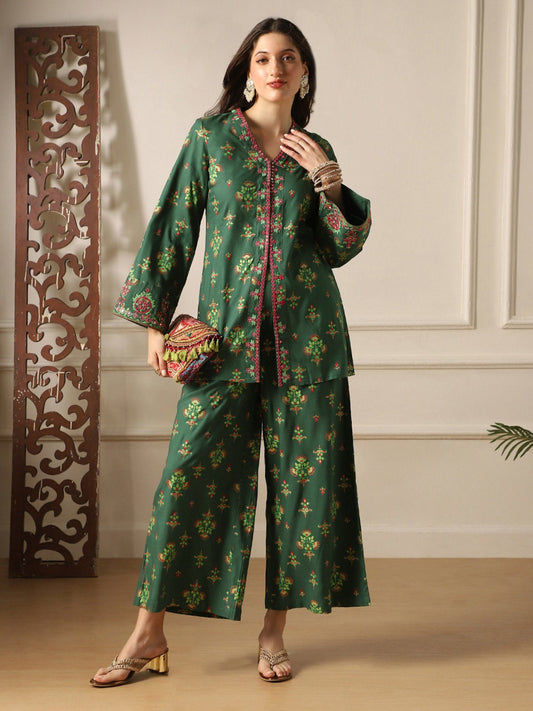 Women Green Embroidery Detail Mirror Work Ethnic Motifs Co-Ord Set