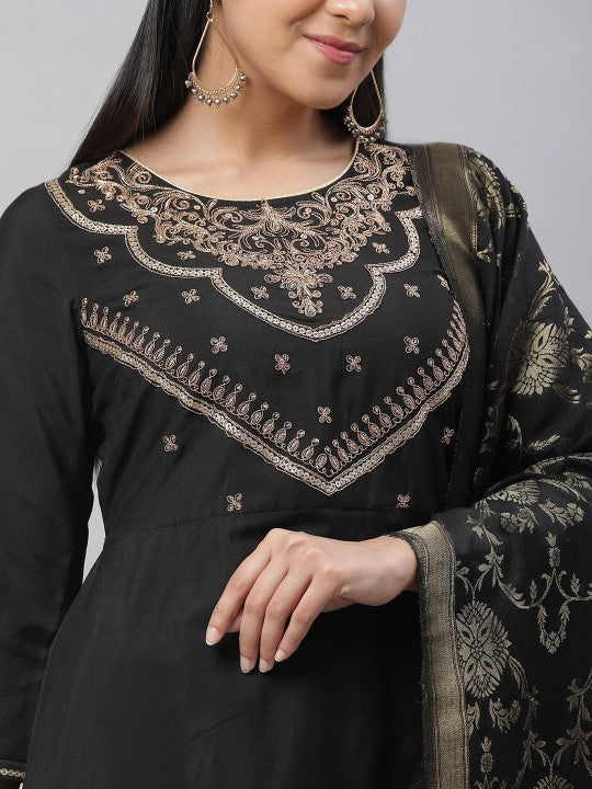 AURELIA Ethnic Motifs Embroidered  Regular Kurta With Trousers & Dupatta