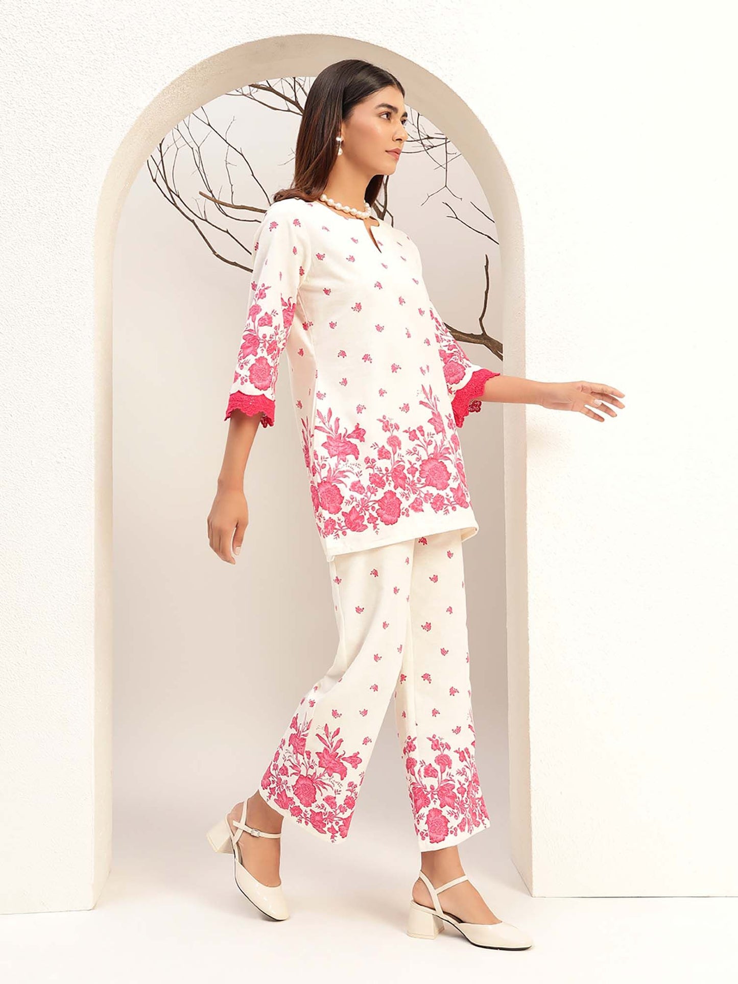Floral Printed Round Neck Casual Co-Ord (Set of 2)