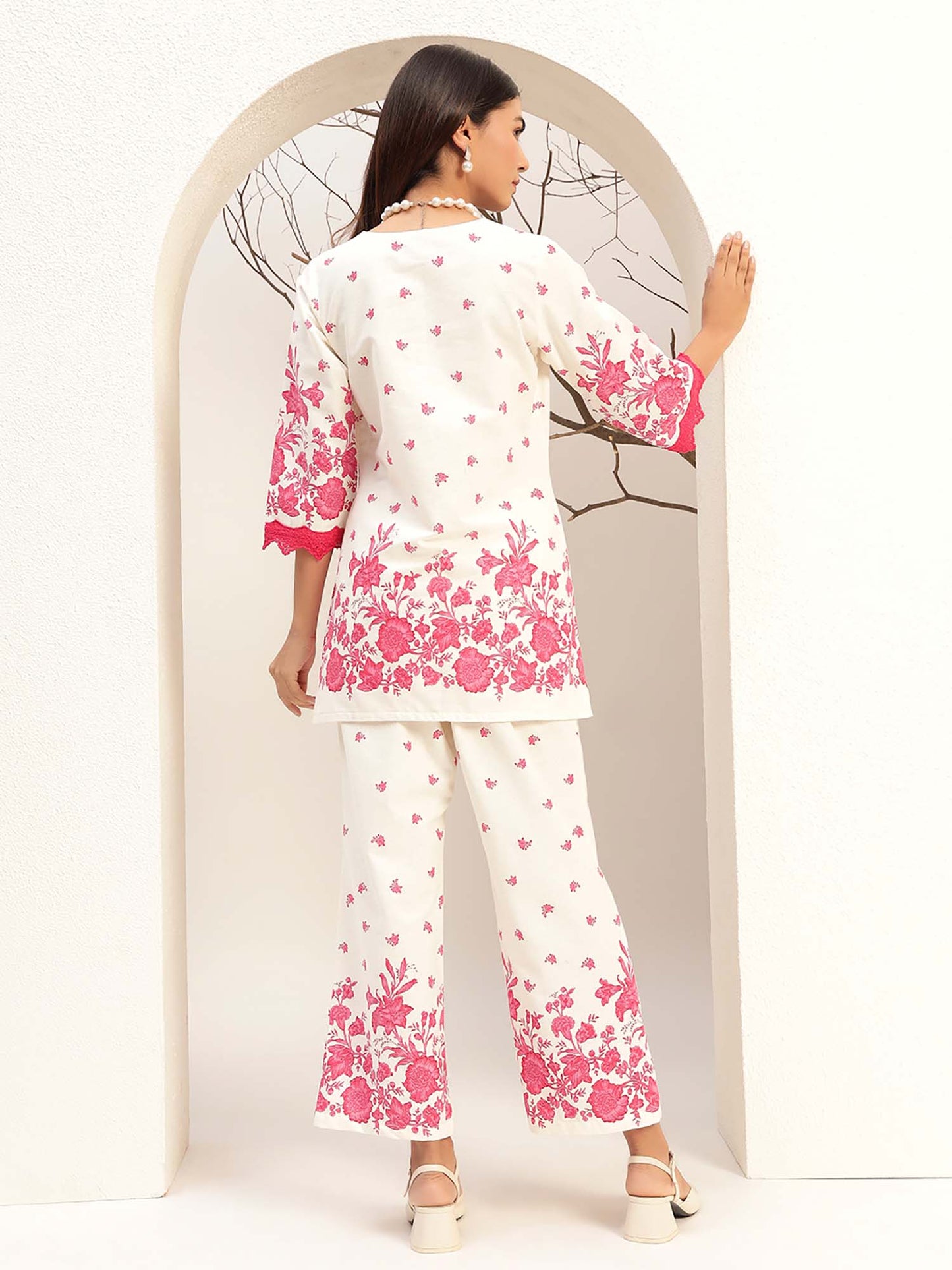 Floral Printed Round Neck Casual Co-Ord (Set of 2)