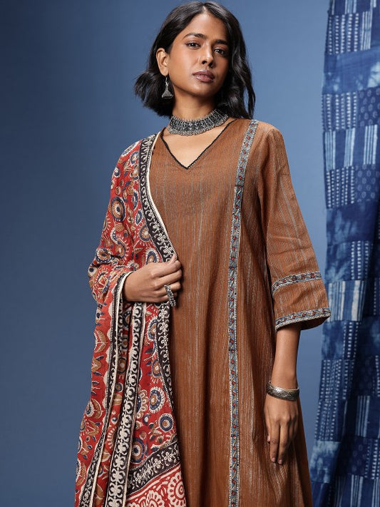 Taavi Bagru Indie Prints Pure Cotton Kurta with Trousers & Dupatta