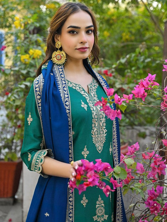 House of Pataudi Embroidered Zari Straight Kurta