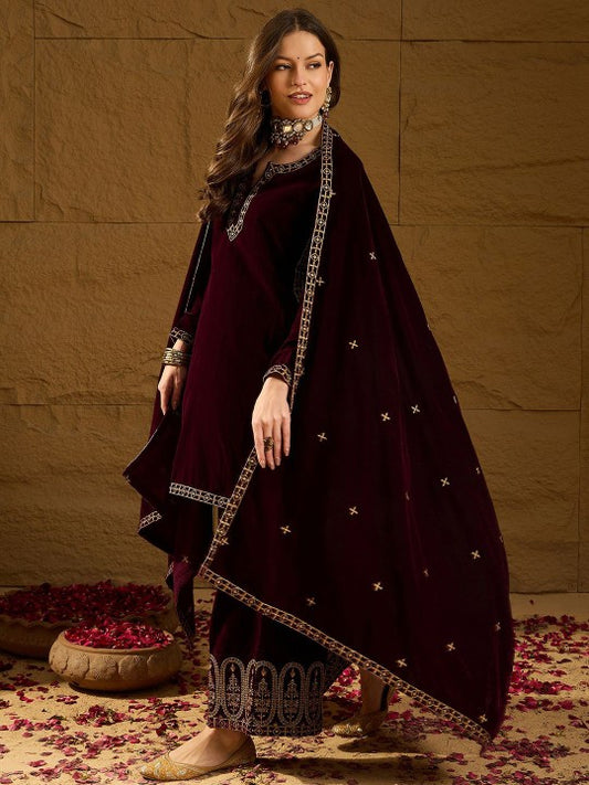 House of Pataudi Yoke Design Notch Neck Velvet Kurta