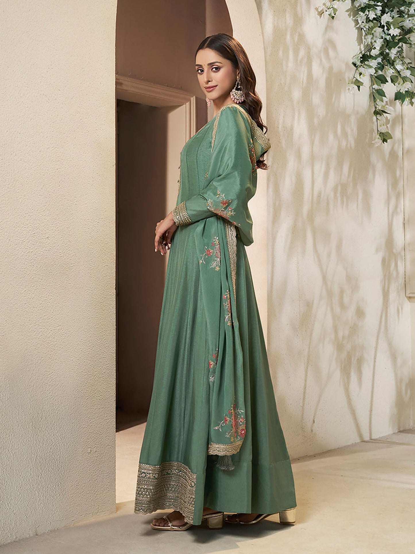Green Embroidery Silk Anarkali Kurta with Dupatta (Set of 2)