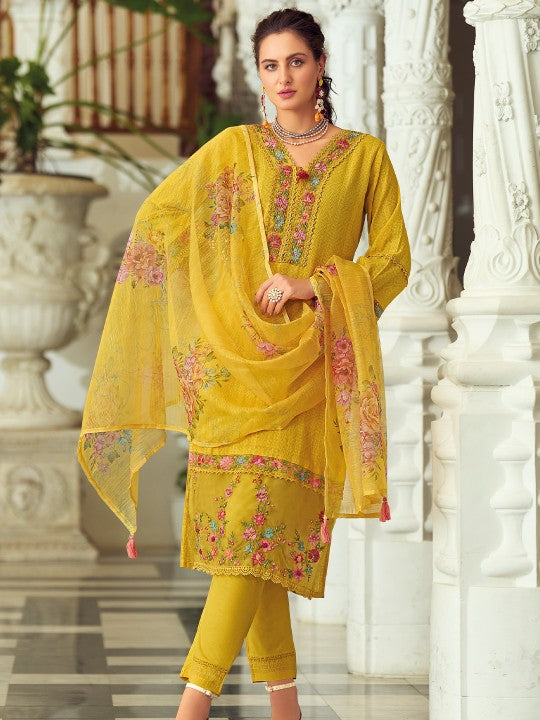 Varanga Women Floral Printed Regular Thread Work Pure Cotton Kurta