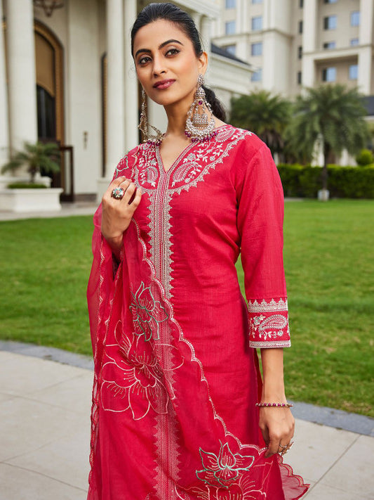 Indo Era Women Floral Embroidered Regular Kurta with Trousers & With Dupatta