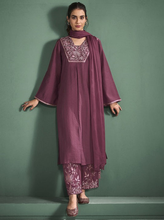 Anouk Embroidered Regular Thread Work Chanderi Silk Straight Kurta
