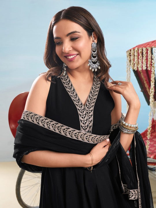 Inddus Women Zari & Sequinned Embroidered Anarkali Kurta