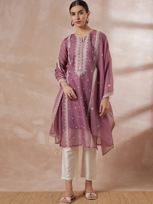 all about you Floral Embroidered Thread Work Kurta
