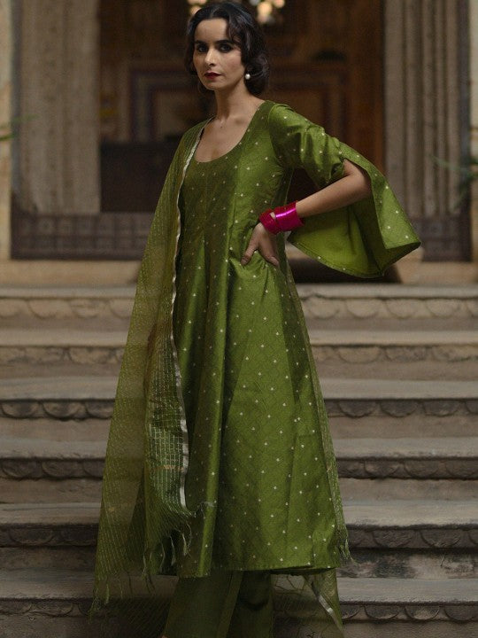 BAARO MASI Ethnic Motifs Printed Panelled Anarkali Kurta