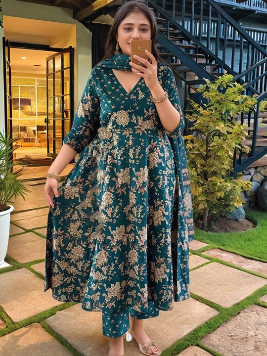 Aaghnya Women Floral Printed Regular Kurta