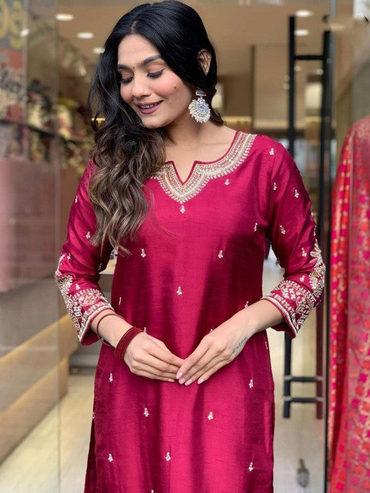 AARIV FASHION Women Ethnic Motifs Straight Kurta