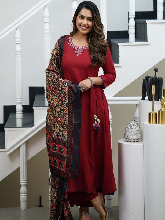 ASCIIBLUES Women Yoke Design Regular Mirror Work Kurta with Trousers & With Dupatta