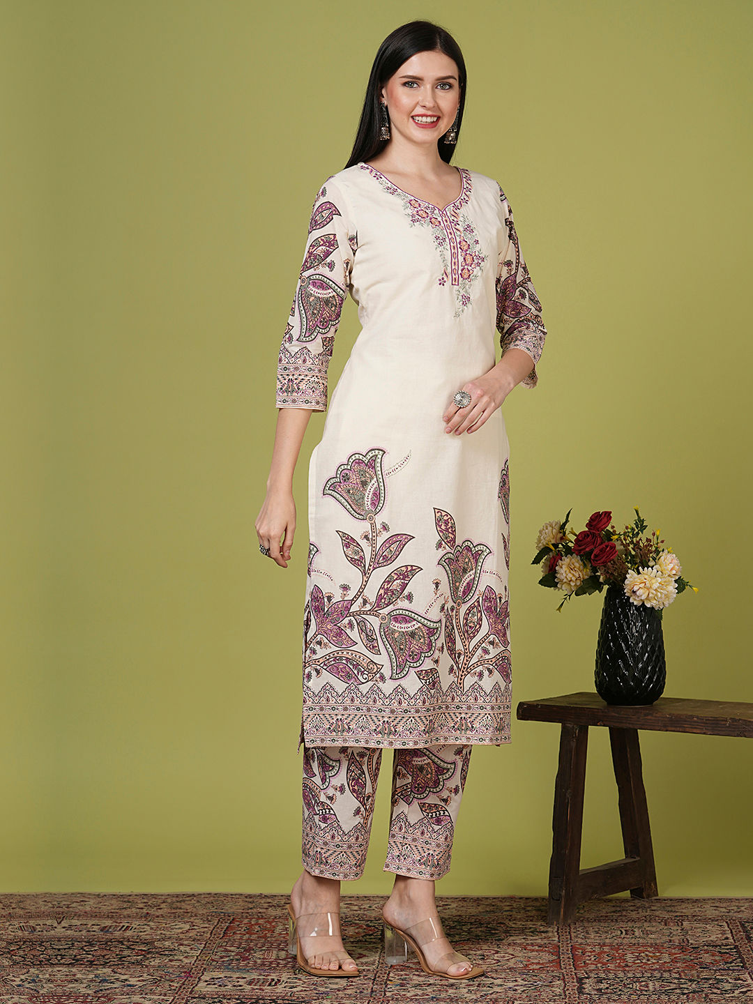 Women Off White Floral Co-ord (Set of 2)