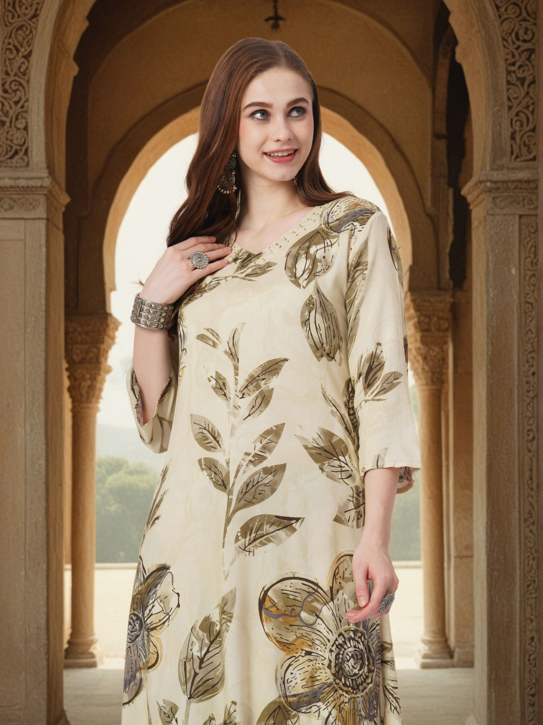 Women Cream Floral Co-ord (Set of 2)