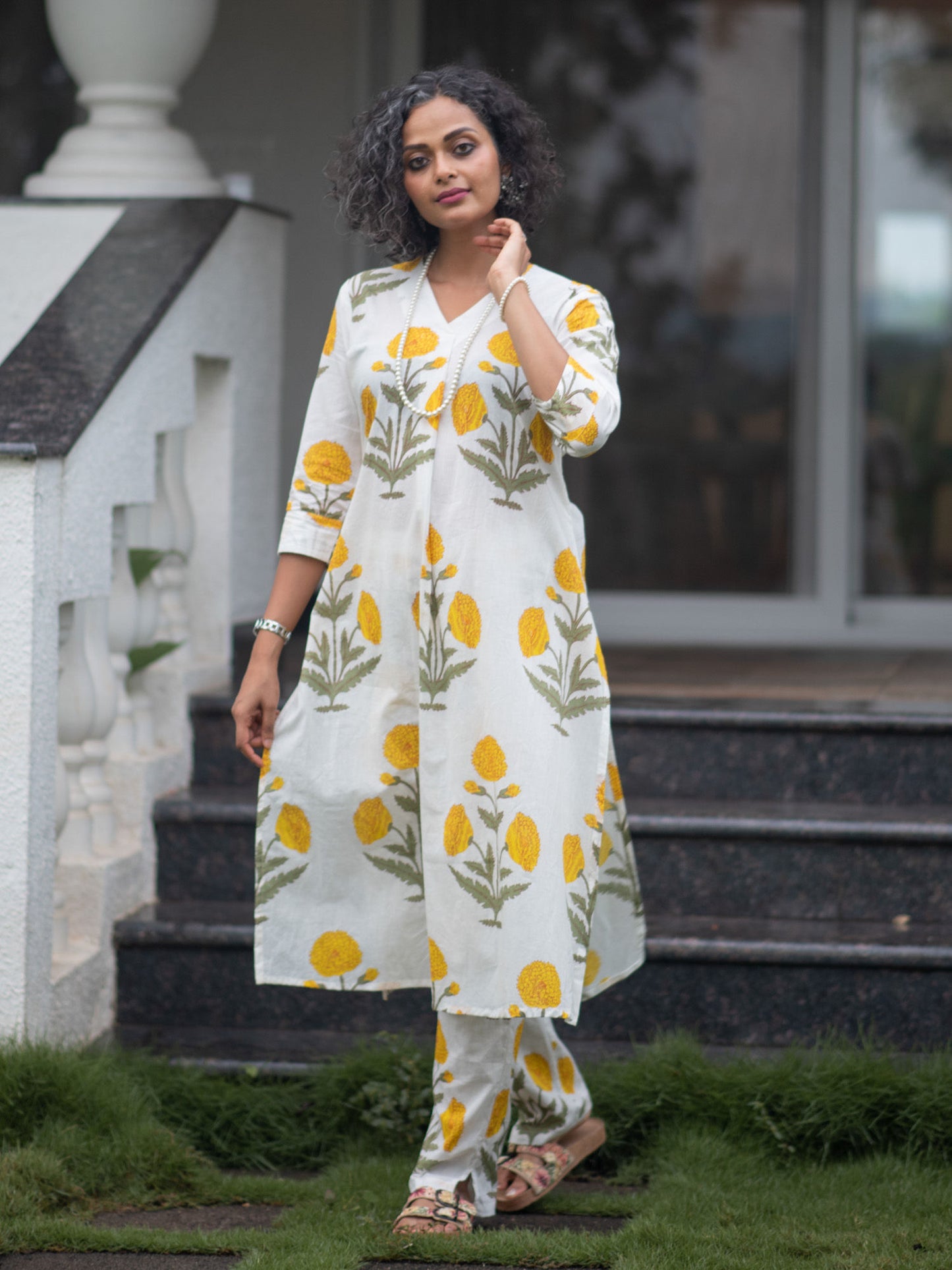 Women Yellow Floral Co-ord (Set of 2)