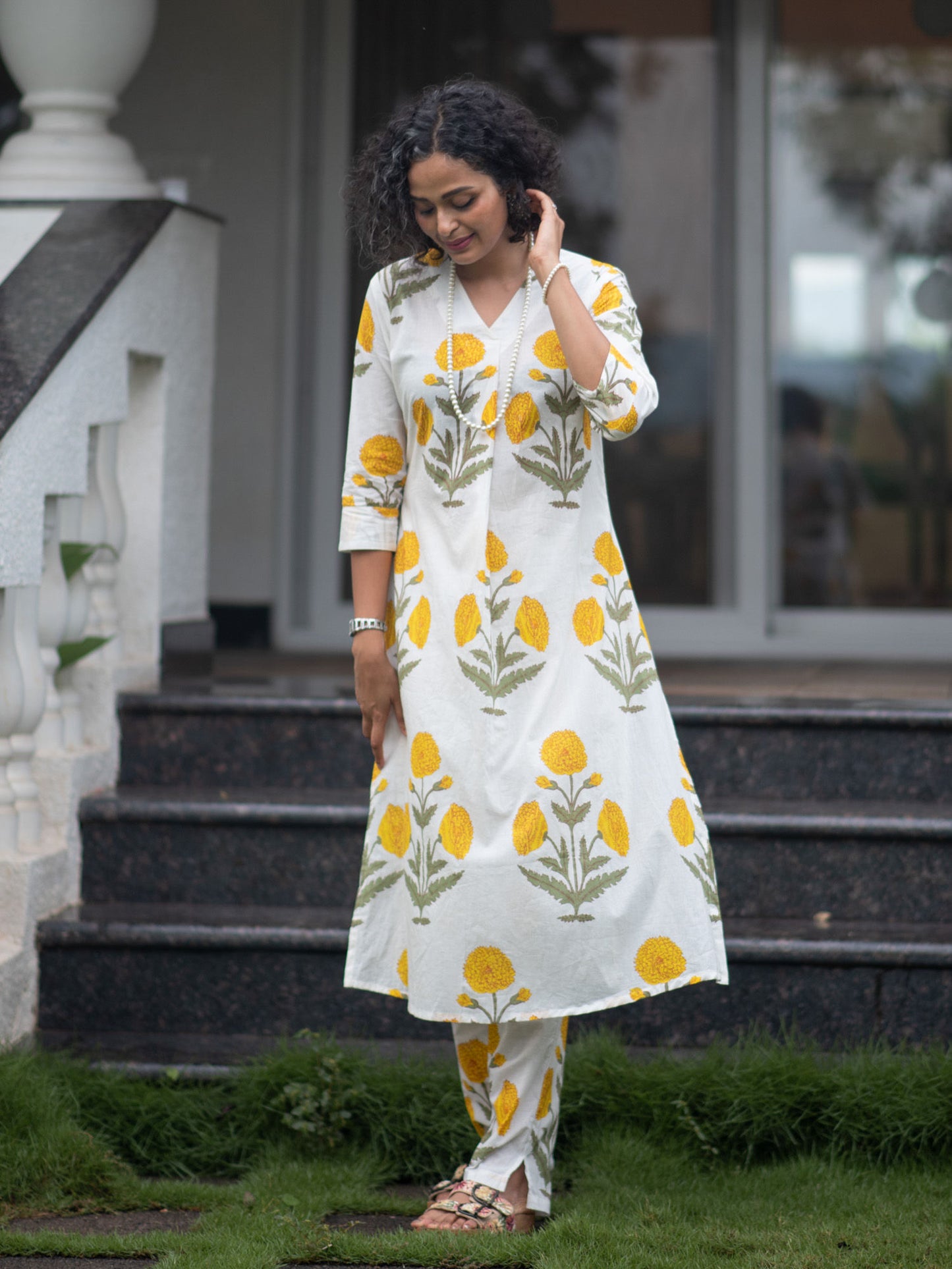 Women Yellow Floral Co-ord (Set of 2)