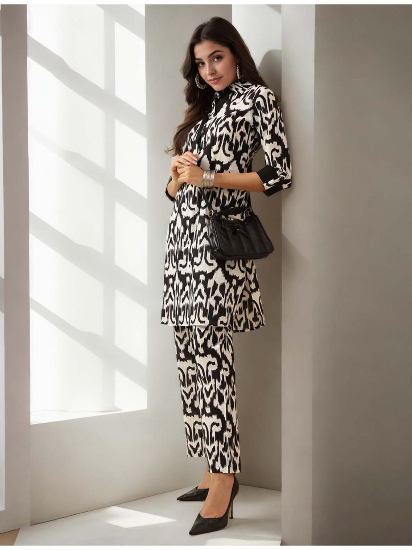 Cotton Ikat Printed Black and White Co-Ord (Set of 2)
