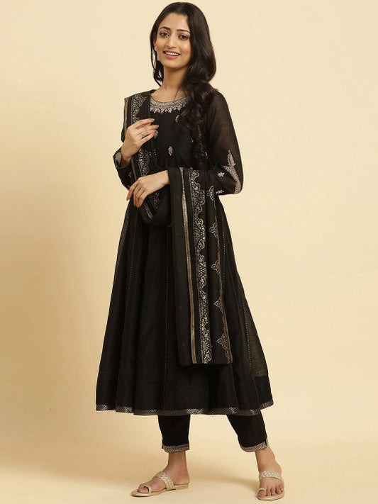 W Black Ethnic Motifs Embroidered Regular Sequinned Kurta with Trousers & With Dupatta