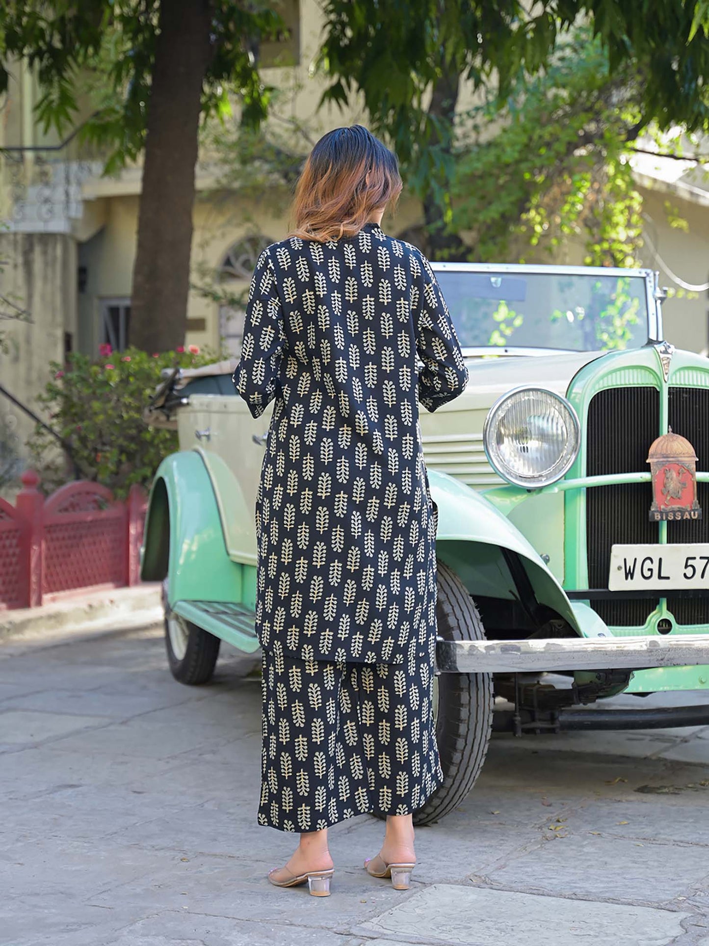 Black Ethnic Printed Cotton Fabric Co-Ord (Set of 2)