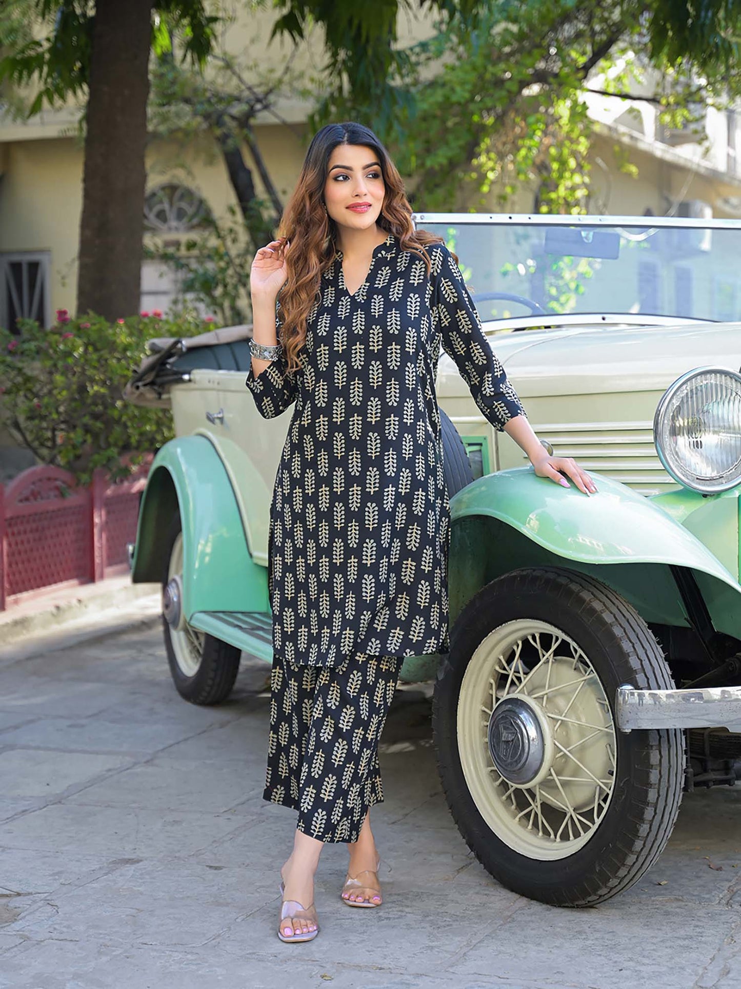 Black Ethnic Printed Cotton Fabric Co-Ord (Set of 2)