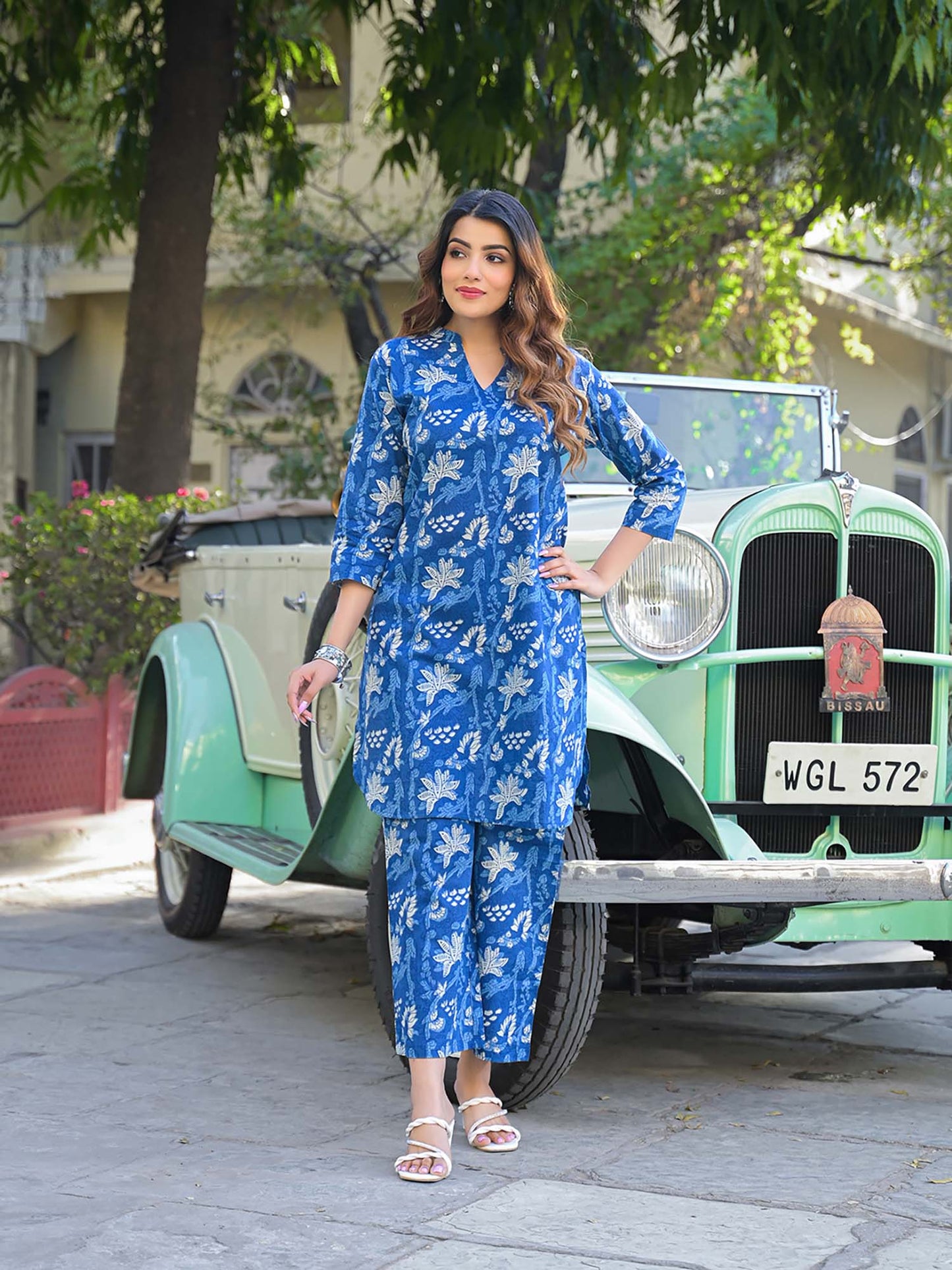 Blue Floral Print Cotton Fabric Co-Ord (Set of 2)