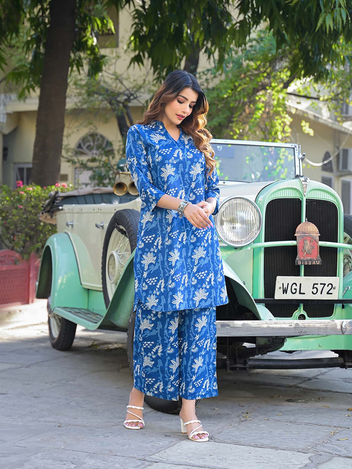 Blue Floral Print Cotton Fabric Co-Ord (Set of 2)