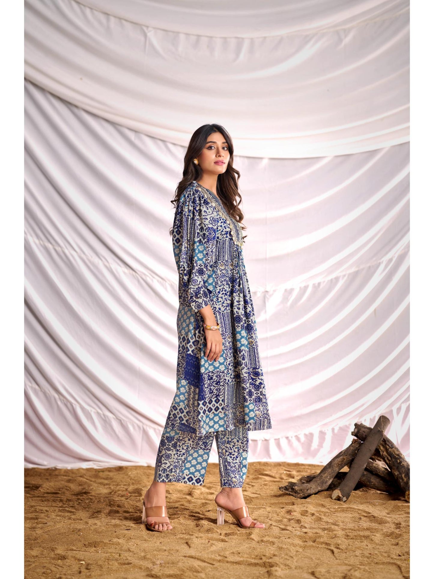 Women Blue Mixed Pattern Digital Printed Co-Ord (Set of 2)